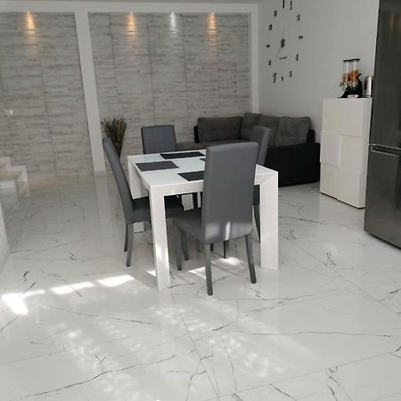 Holiday Home Litteri One Catania Bagian luar foto
